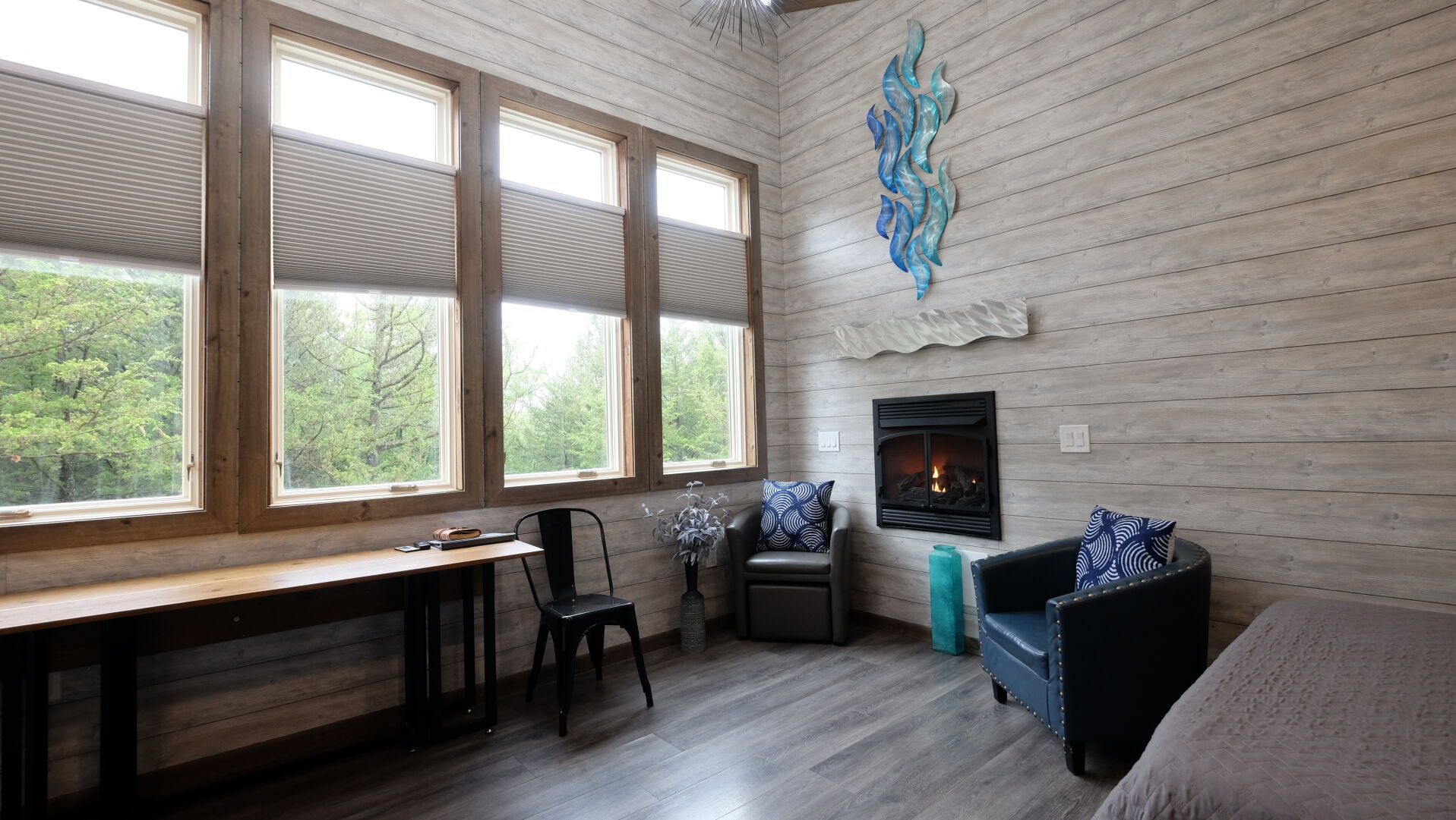 Sanctuary-sitting area.JPG
